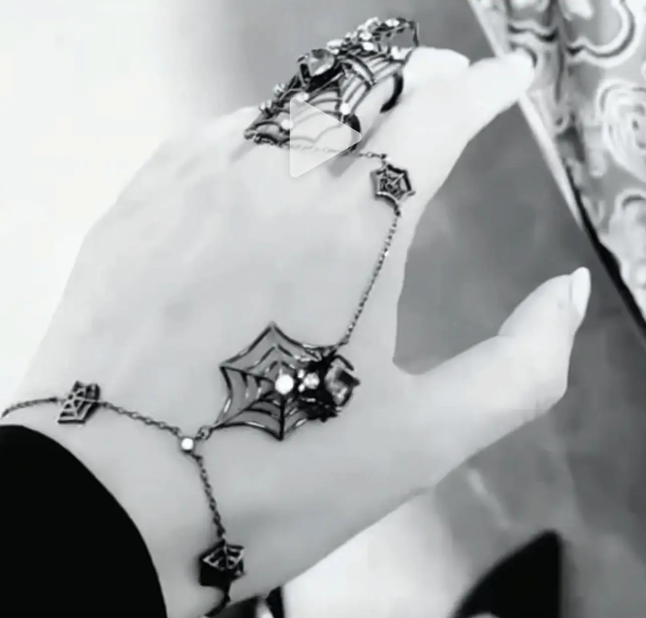 西檬之家什么是S属性?深入探讨字母圈中的支配与臣服关系 一